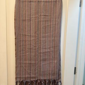 New, never used. Peruvian Hand made Reversible Cape wrap, delicate light weight.